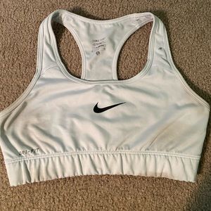 Nike sports bra size S